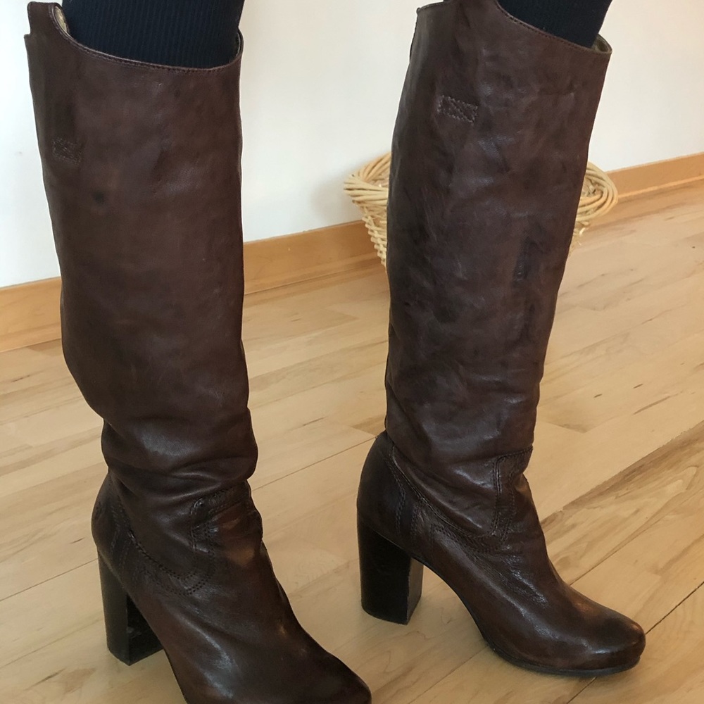 Frye Carson Boot 8.5 - Picture 6 of 13